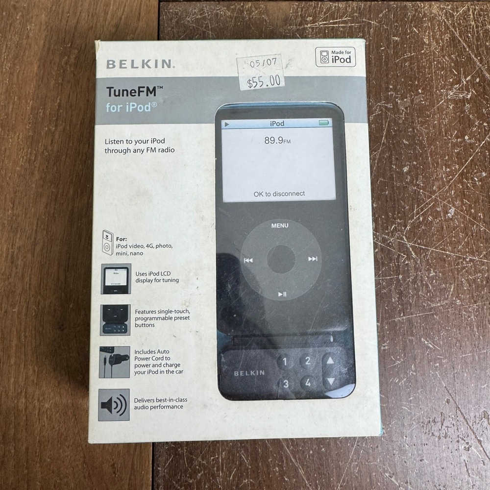 Belkin TuneFM for iPod FM Transmitter Car Charger F8Z075-BLK Black 2006 Vintage‎